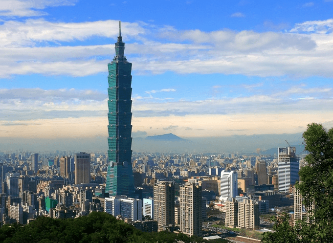 世体：世界杯18决赛西葡战，巴萨体育总监德科现场观战
